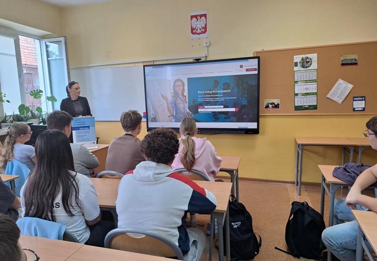 Jak zdobyć dodatkowe kwalifikacje?