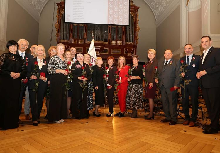 Wyróżnienia za pracę na rzecz oświaty