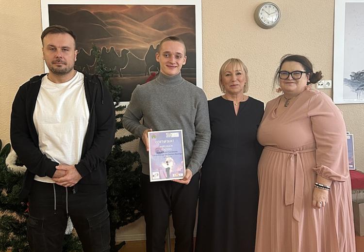 Anielskie skrzydła dla SU