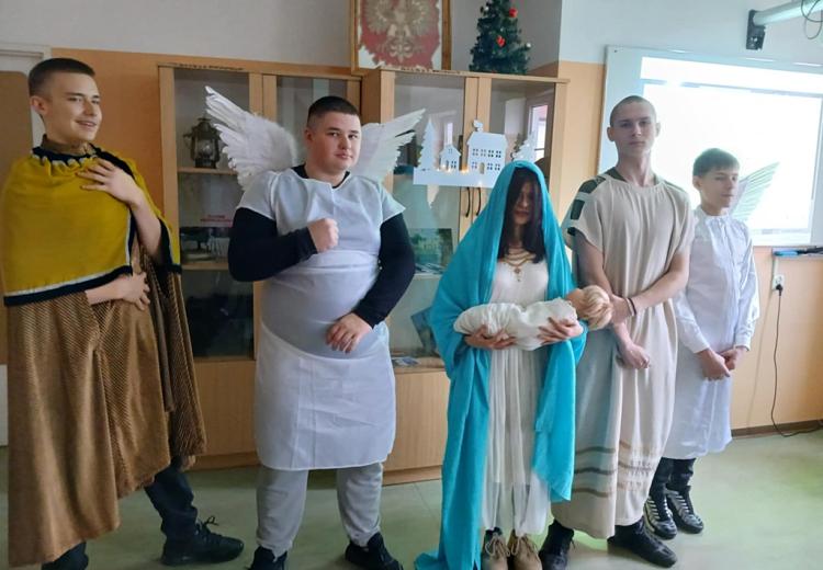 Spotkanie wigilijne słuchaczy Szkoły Podstawowej dla Dorosłych